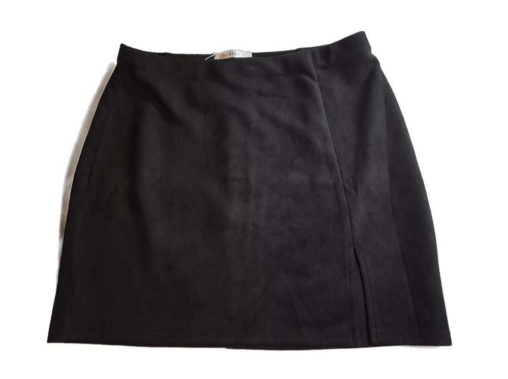 Rivome Black Midi Skirt with Elastic Waistband